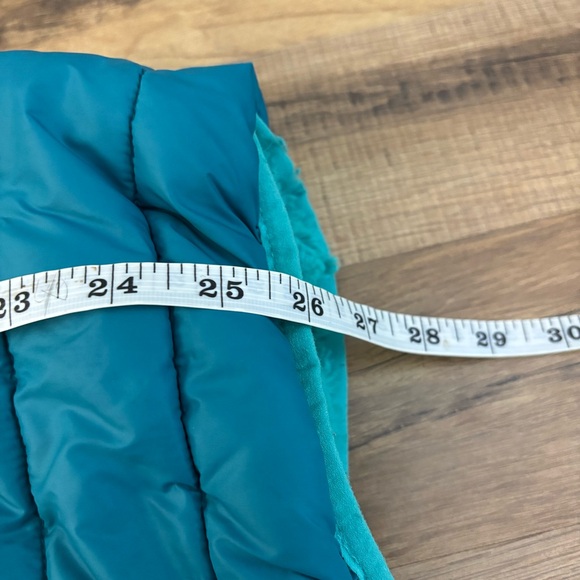 Lands’ End Featherless Reversible Fleece Lined Hooded Puffer Jacket Youth - Picture 9 of 9